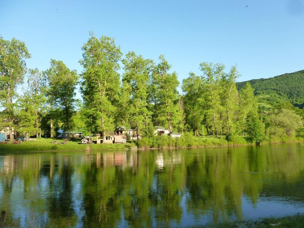 Bed And Breakfast Family Djukic Sipovo Exterior photo